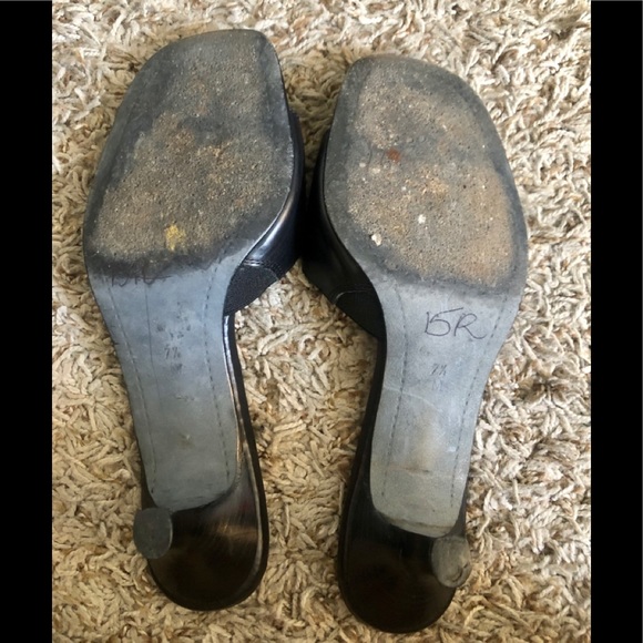 DONALD J PLINER Turquoise Buckle Kitten Heels - Picture 5 of 9